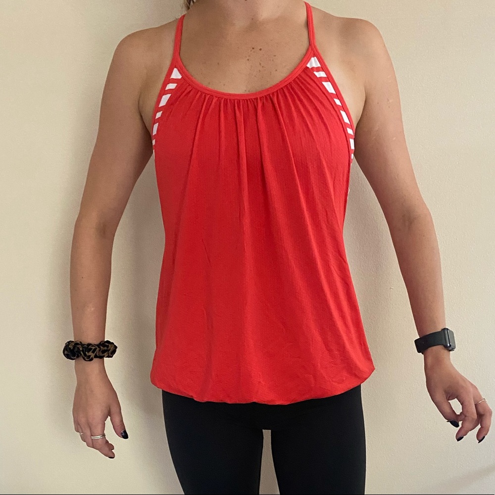 Red lulu tank with built in sports bra